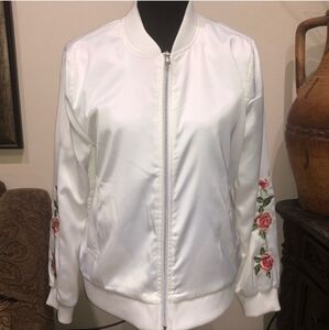 Joseph A. Allen Satin White Bomber jacket Size Medium